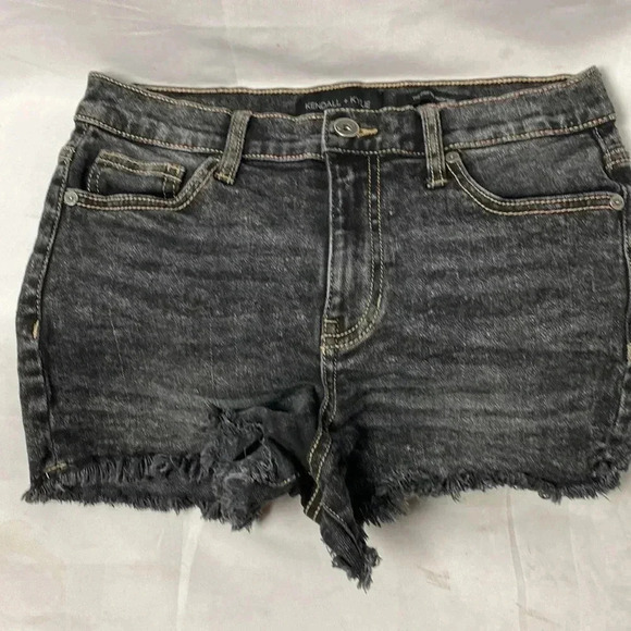 SET- 3 PAIRS OF JEAN SHORT 2-SIZE 28 1- SIZE 25 KYLIE & KENDALL, AM EAGLE - Picture 6 of 12